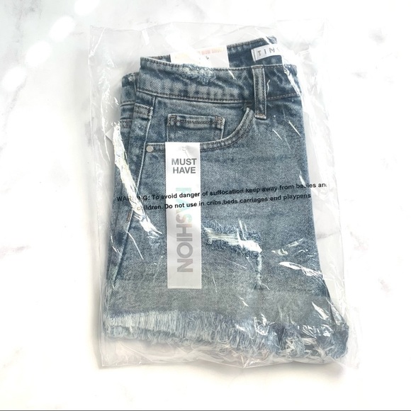 Tinseltown Mom Short Frayed Distressed Denim Jean Hot pants - Picture 5 of 5